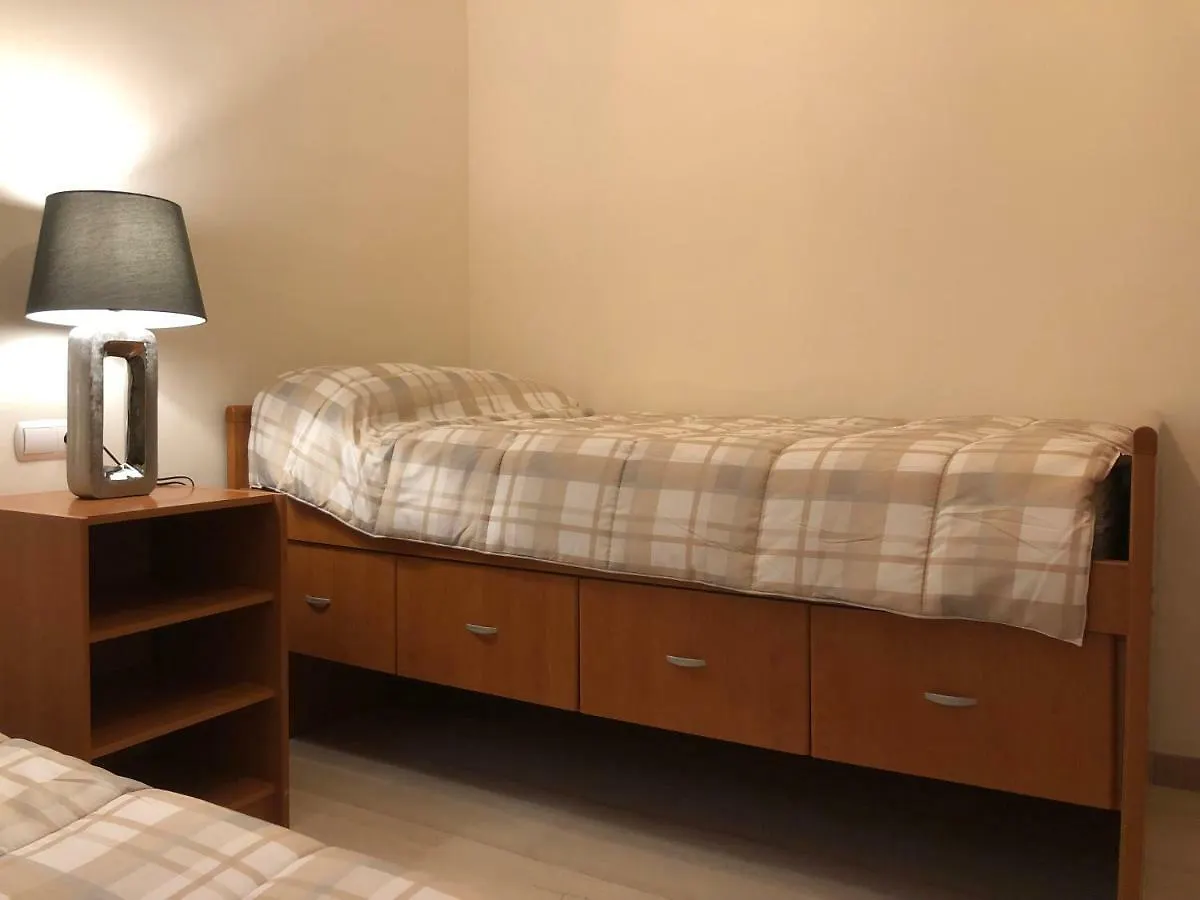 アパート ホテルApartamento Gorrion グラナダ スペイン